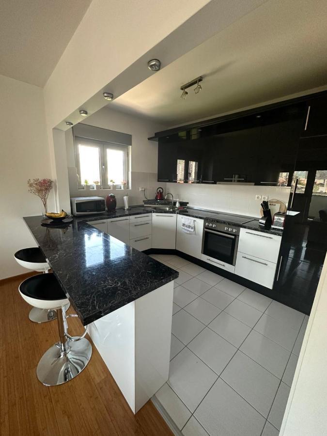 Luxury Aparment Blossom Mostar Exterior foto